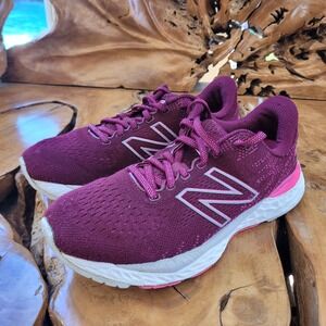 New Balance Women Fresh Foam W880R11 Running Shoes Size 8 Pink Athletic Comfort